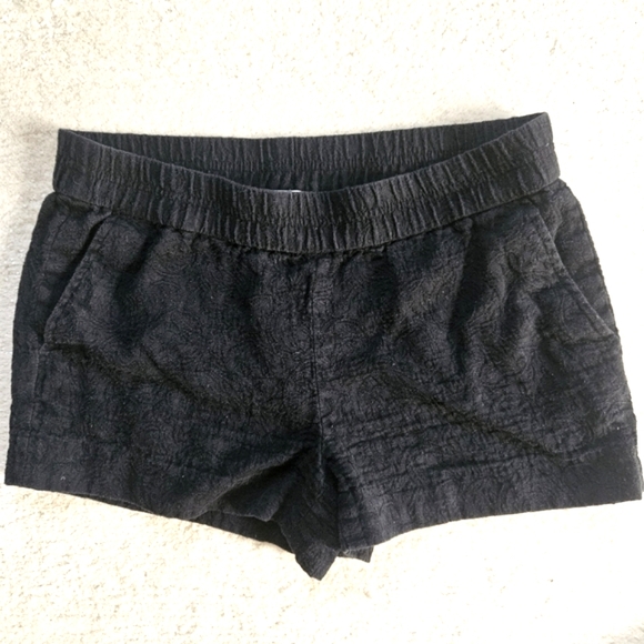 J. Crew Women's Jacquard Black Pull On Black Boardwalk Shorts - Picture 2 of 4